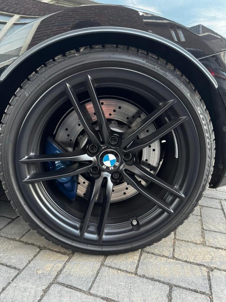 BMW M2 M3 M4 OEM winterset 19” 641M Pirelli nieuwstaat, Auto-onderdelen, Banden en Velgen, 19 inch, Gebruikt, Banden en Velgen