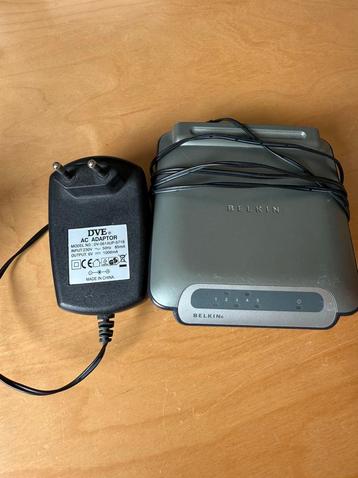 Belkin 5 poort 10/100 switch beschikbaar voor biedingen