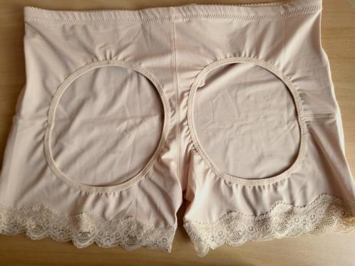 Huidskleur correctie slip met open bil lift - mt 48/50, Kleding | Dames, Ondergoed en Lingerie, Slip, Ophalen of Verzenden