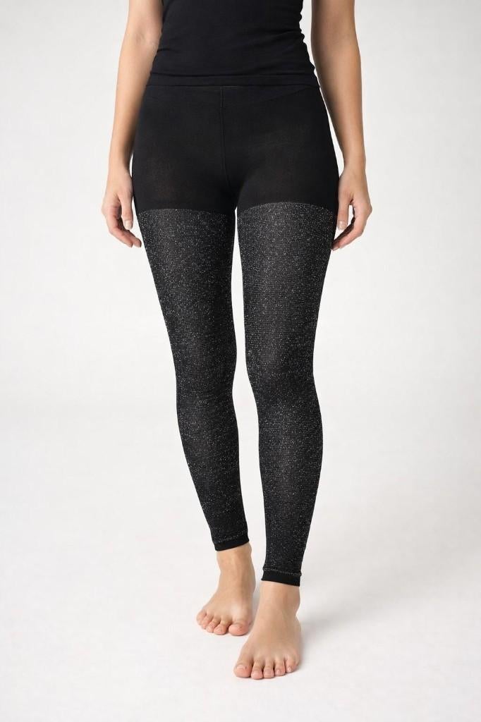 Partij zwarte 50 denier panty's met zilveren lurex