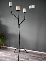 Stijlvolle zwarte metalen kandelaar, Huis en Inrichting, Woonaccessoires | Kandelaars en Kaarsen, Ophalen, Gebruikt, Zwart, Kandelaar