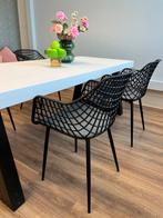 Moderne werk- of kantoortafel met 4 designstoelen, Huis en Inrichting, Bureaus, Ophalen, Zo goed als nieuw