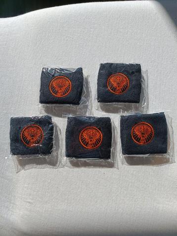 5x Nieuwe polsbandjes zweetbandjes Jägermeister  beschikbaar voor biedingen