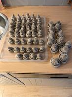 59 Miniatuur wollen mutsjes - Handgemaakt, Ophalen, Nieuw