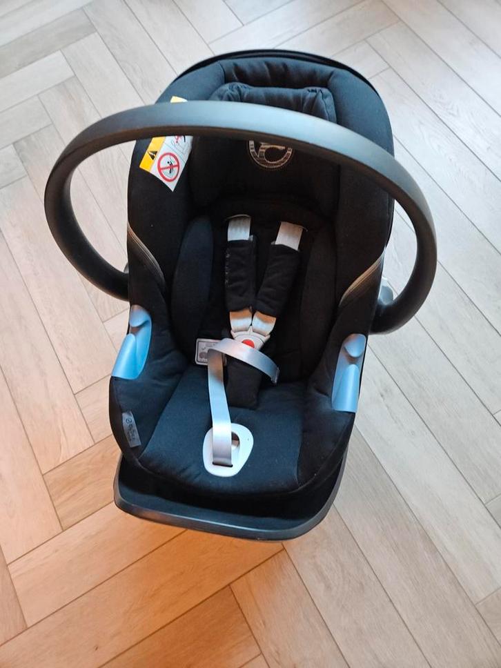 Complete set Cybex Aton M i-Size autostoel + base, Kinderen en Baby's, Autostoeltjes, Zo goed als nieuw, Overige merken, 0 t/m 13 kg