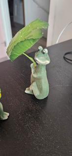 Schattige kikkerbeeldjes met bloem en blad, Ophalen of Verzenden, Zo goed als nieuw, Dier