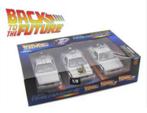 DELOREAN BACK TO THE FUTURE set part I, II & III schaal 1/24, Hobby en Vrije tijd, Modelauto's | 1:24, Nieuw, Welly, Auto, Verzenden