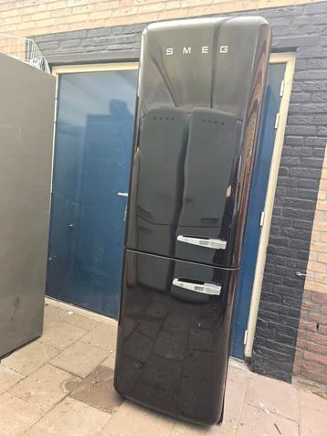 SMEG KOELVRIESCOMBI ZWART!! beschikbaar voor biedingen
