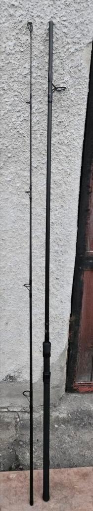 Wychwood Riot 10ft 3lbs Full Slim Shrink Hengel   beschikbaar voor biedingen