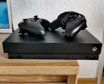 Xbox One X 1 Tb, with 2 controllers, Ophalen of Verzenden, Xbox One, Zo goed als nieuw, 1 TB