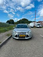 Ford Focus 1.0 Ecoboost 92KW 5D 2014 Grijs, 125 pk, 635 kg, 1200 kg, Handgeschakeld