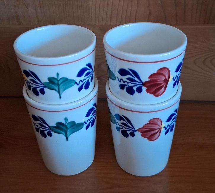 BOERENBONT. lepelbekertjes 4 stuks, Huis en Inrichting, Keuken | Servies, Gebruikt, Overige typen, Boerenbont, Aardewerk, Ophalen of Verzenden