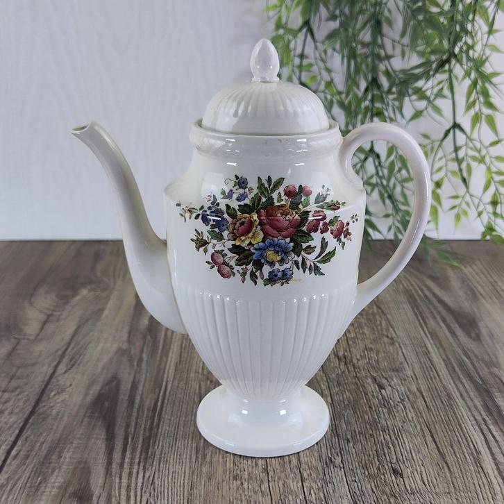 Wedgwood Conway Koffiepot, Antiek en Kunst, Antiek | Servies los, Ophalen of Verzenden