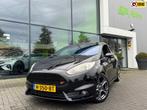 Ford Fiesta 1.6 ST2 * Camera * Recaro * Stoelverwarming * Cl, Auto's, Ford, Voorwielaandrijving, 1063 kg, Gebruikt, Zwart