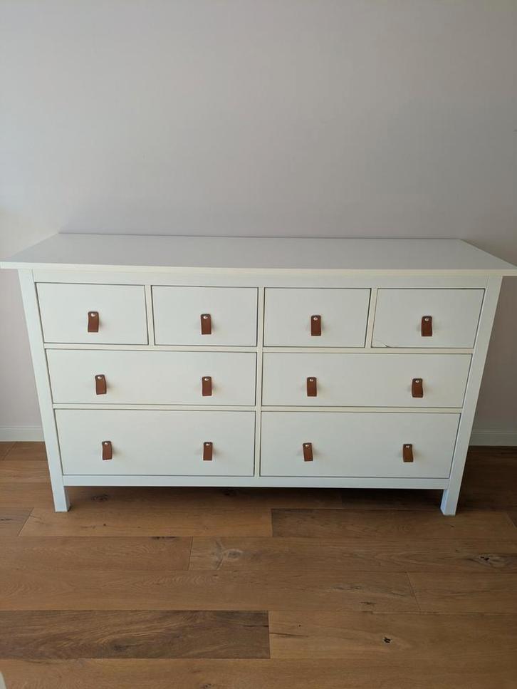 Ikea Hemnes Ladekast 8 lades / commode, Huis en Inrichting, Kasten | Ladekasten, Gebruikt, Minder dan 100 cm, 150 tot 200 cm, 25 tot 50 cm