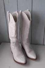 Witte cowboylaarzen, maat 38,5, Kleding | Dames, Schoenen, Hoge laarzen, Verzenden, Wit, Gedragen