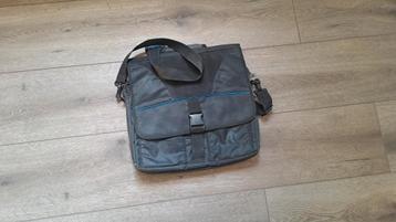 Laptoptas 15 tot 16 inch beschikbaar voor biedingen