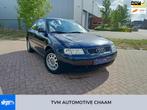 Audi A3 1.6 Attraction, Gebruikt, Zwart, Blauw, Metallic lak