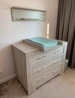 Complete Babykamer met kast, ledikant, commode en wandplank, Ophalen of Verzenden, Zo goed als nieuw, Jongetje of Meisje