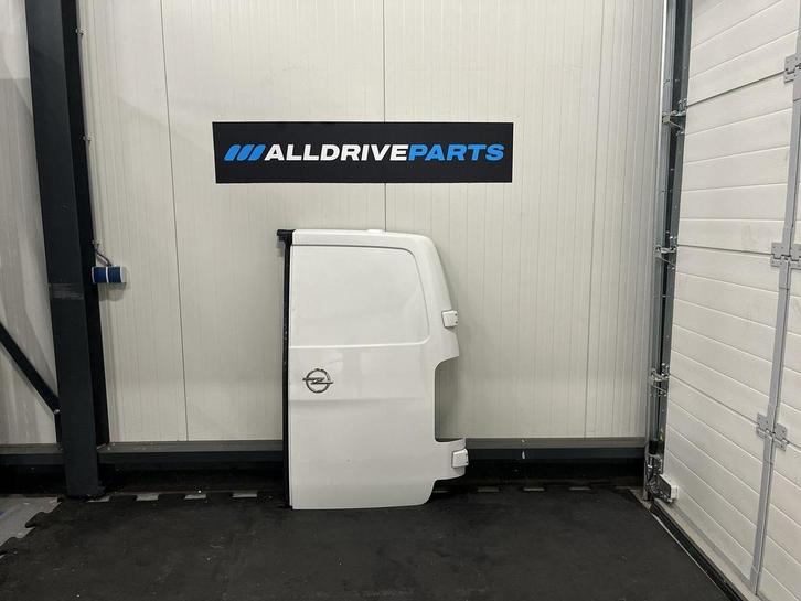 Opel Vivaro achterdeur rechts dicht wit 9811894980, Auto-onderdelen, Carrosserie en Plaatwerk, Deur, Opel, Achter, Rechts, Gebruikt