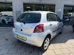 Toyota Yaris 1.3 VVTi Sol 5Deurs Airco Nap Nw Apk, Voorwielaandrijving, Gebruikt, 4 cilinders, Origineel Nederlands
