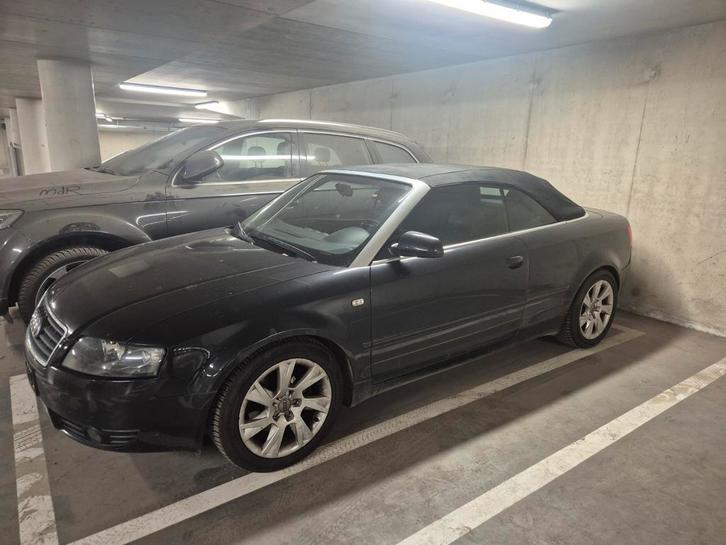 Audi A4 2.4 V6 125KW Cabrio 2002 Zwart, Auto's, Audi, Particulier, A4, ABS, Airbags, Airconditioning, Centrale vergrendeling, Climate control