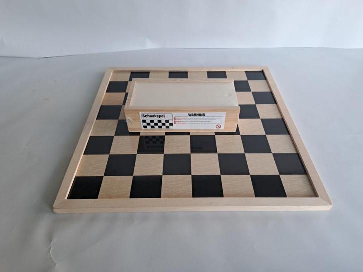 schaakbord / dambord Nieuw in verpakking incl. schaakstukken, Hobby en Vrije tijd, Gezelschapsspellen | Bordspellen, Nieuw, Ophalen of Verzenden
