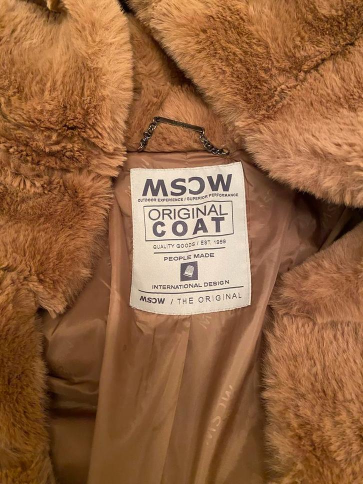 Moscow Nadjana Imitatiebont Mantel - Maat L, Kleding | Dames, Jassen | Winter, Zo goed als nieuw, Maat 42/44 (L), Bruin, Ophalen of Verzenden