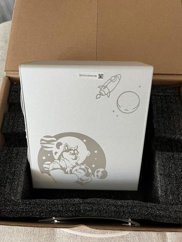 Goldshell minidoge dogecoin miner nette staat in doos beschikbaar voor biedingen