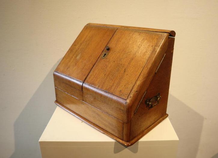 Antiek Engels brievenkastje, Antiek en Kunst, Antiek | Woonaccessoires, Ophalen of Verzenden