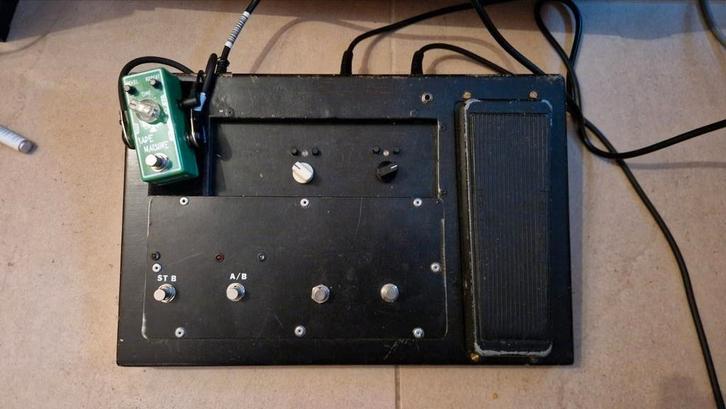 Effect plank / effect pedalen, Muziek en Instrumenten, Effecten, Zo goed als nieuw, Delay of Echo, Distortion, Overdrive of Fuzz