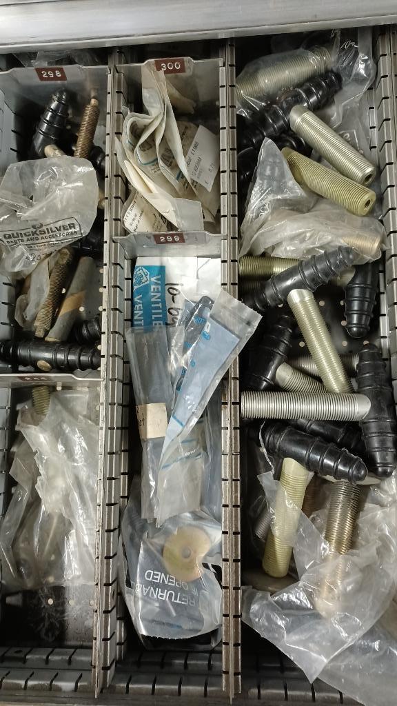 Te koop: Mercury en OMC buitenboordmotor onderdelen, Watersport en Boten, Accessoires en Onderhoud, Nieuw, Motor en Techniek, Ophalen