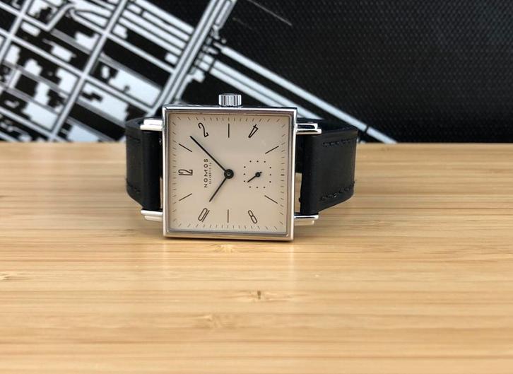 Nomos Glashutte Tetra Limited Edition - EXPO 2000 - horloge, Sieraden, Tassen en Uiterlijk, Horloges | Heren, Gebruikt, Polshorloge