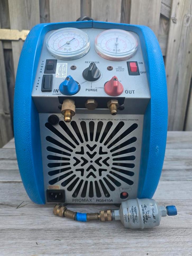 PROMAX RG5410A Recovery pomp.(like new/ works perfectly), Auto-onderdelen, Airco en Verwarming, Ophalen of Verzenden