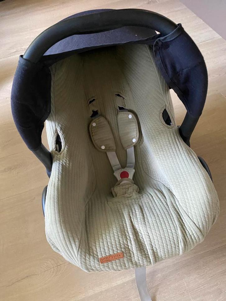 Little Dutch hoes autostoel groen, Kinderen en Baby's, Autostoeltjes, Gebruikt, Maxi-Cosi, 0 t/m 13 kg, Autogordel, Ophalen of Verzenden