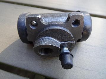 Wielremcylinder Peugeot 205 en 309 beschikbaar voor biedingen
