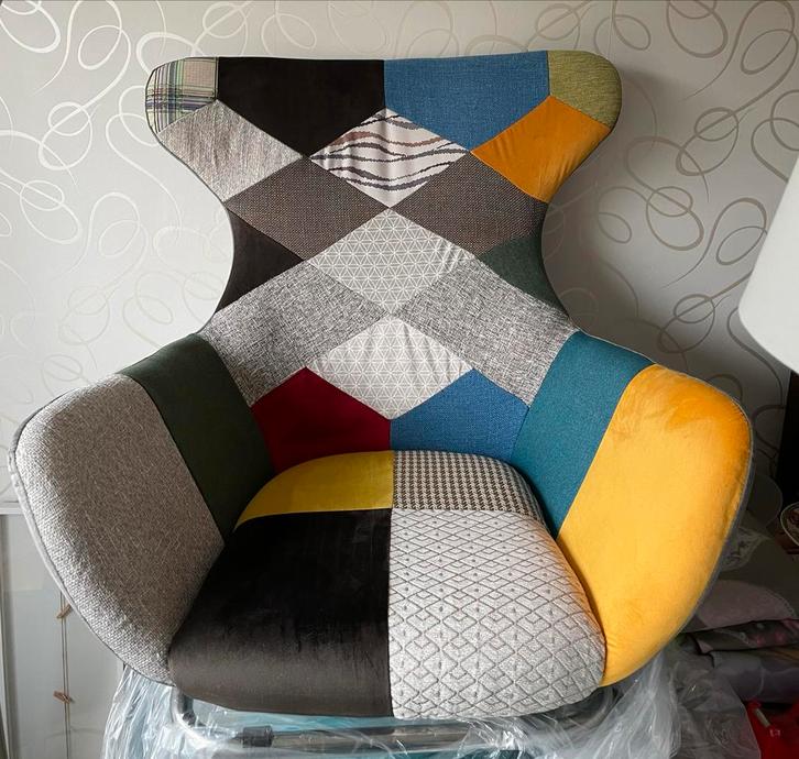 Kleurrijke Fauteuil, Huis en Inrichting, Fauteuils, Zo goed als nieuw, Stof, 75 tot 100 cm, Ophalen