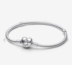 Pandora armand met (disney) bedels, Sieraden, Tassen en Uiterlijk, Bedels, Pandora, Ophalen of Verzenden, Zo goed als nieuw, 4 bedels of meer