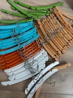 51 baby kledinghangers, Ophalen of Verzenden, Gebruikt, Hout, Kinderen