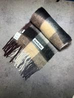 Acne Studios Sjaal - Zo goed als nieuw, Kleding | Dames, Mutsen, Sjaals en Handschoenen, Ophalen of Verzenden, Zo goed als nieuw