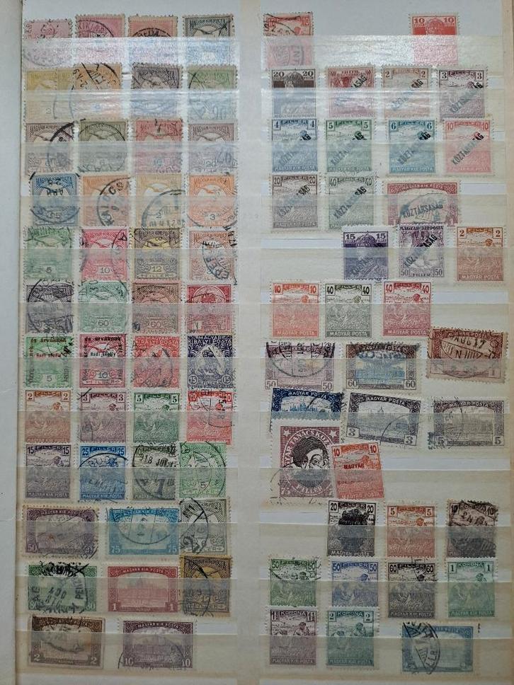 2 postzegel insteekboeken Hongarije, Postzegels en Munten, Postzegels | Toebehoren, Verzamelalbum, Ophalen of Verzenden