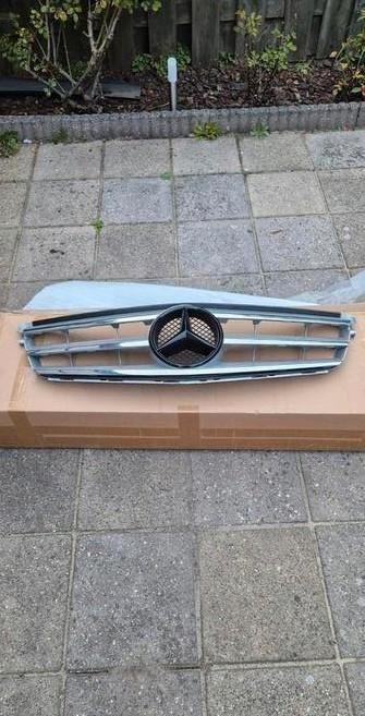 Mercedes-Benz c klasse origineel gril 204 of s204 met ster  beschikbaar voor biedingen