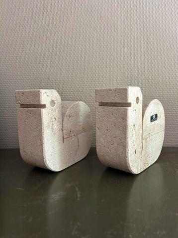 2 midcentury travertin Fratelli Mannelli beelden C Neatori beschikbaar voor biedingen
