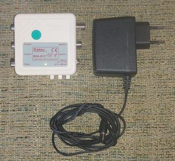 Tratec/Technetix BDA-01 Opsteek Antenneversterker 4-weg beschikbaar voor biedingen
