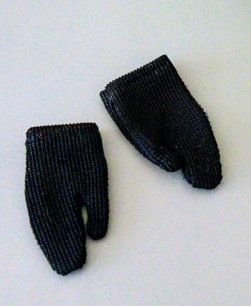 Vintage Barbie korte zwarte handschoenen, mint beschikbaar voor biedingen
