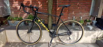 Trek Domane AL 2 Disc 2022 – Alu/Carbon-58cm beschikbaar voor biedingen