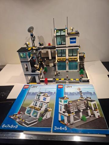 LEGO City Politiebureau 7744 - Compleet! beschikbaar voor biedingen