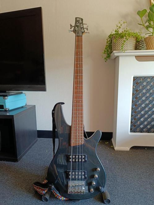 Basgitaar Ibanez 5 snarig, Muziek en Instrumenten, Snaarinstrumenten | Gitaren | Bas, Gebruikt, Elektrisch, 5-snarig, Ophalen