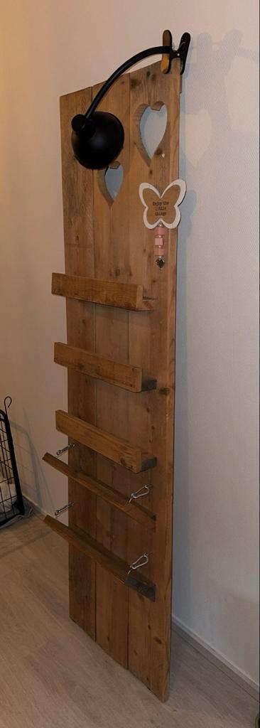 Wandkast van steigerhout inclusief lamp, Huis en Inrichting, Kasten | Wandmeubels, 200 cm of meer, Minder dan 150 cm, Minder dan 25 cm