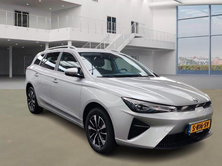 MG5 61kWh Long Range 156pk 2023  Led Xenon, BTW,  SOH 93,8%, Auto's, MG, Bedrijf, MG5, ABS, Achteruitrijcamera, Adaptieve lichten